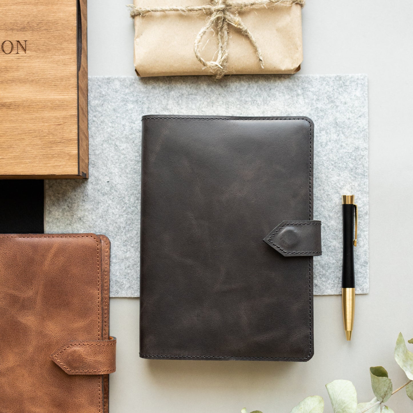 Elegant A5 Leather Notebook – Royal Graphite