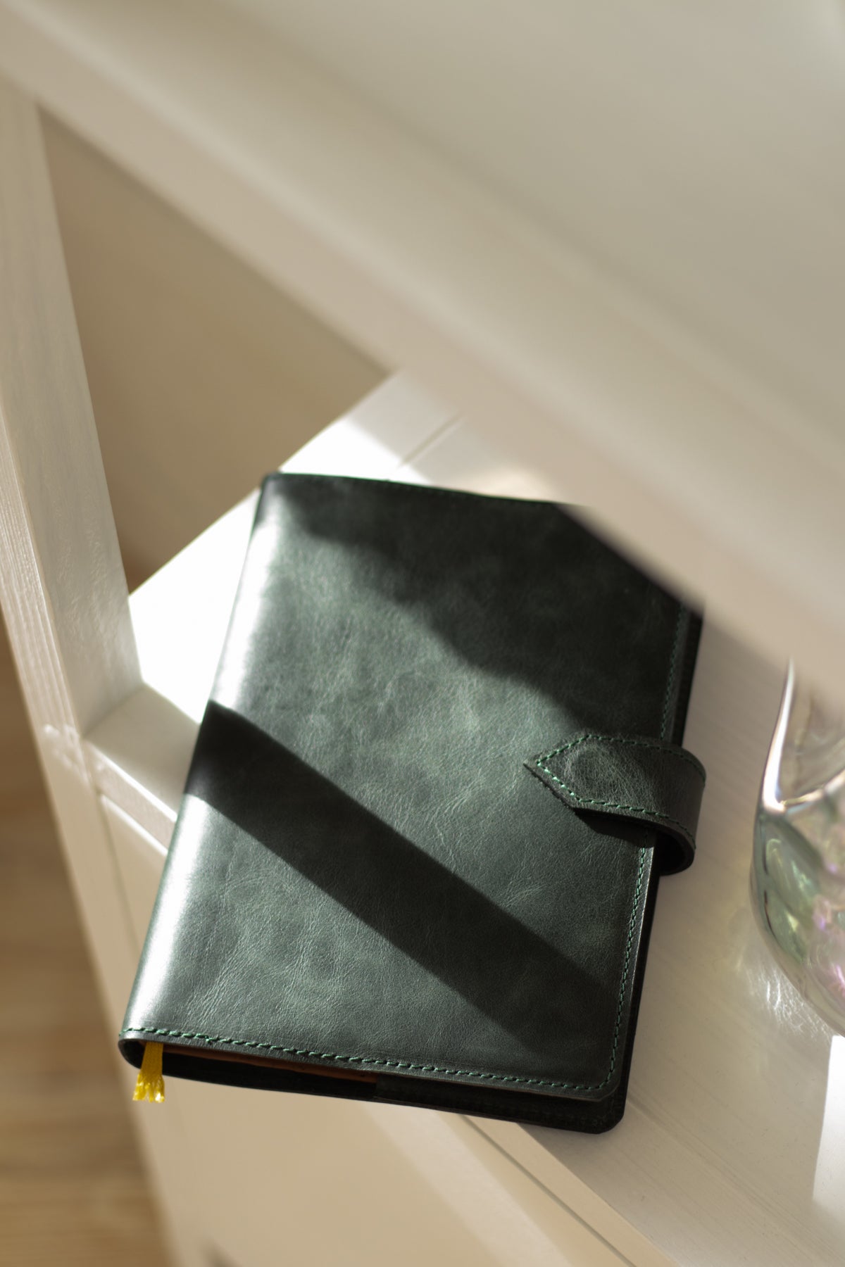 Elegant A5 Leather Notebook – Royal Forest