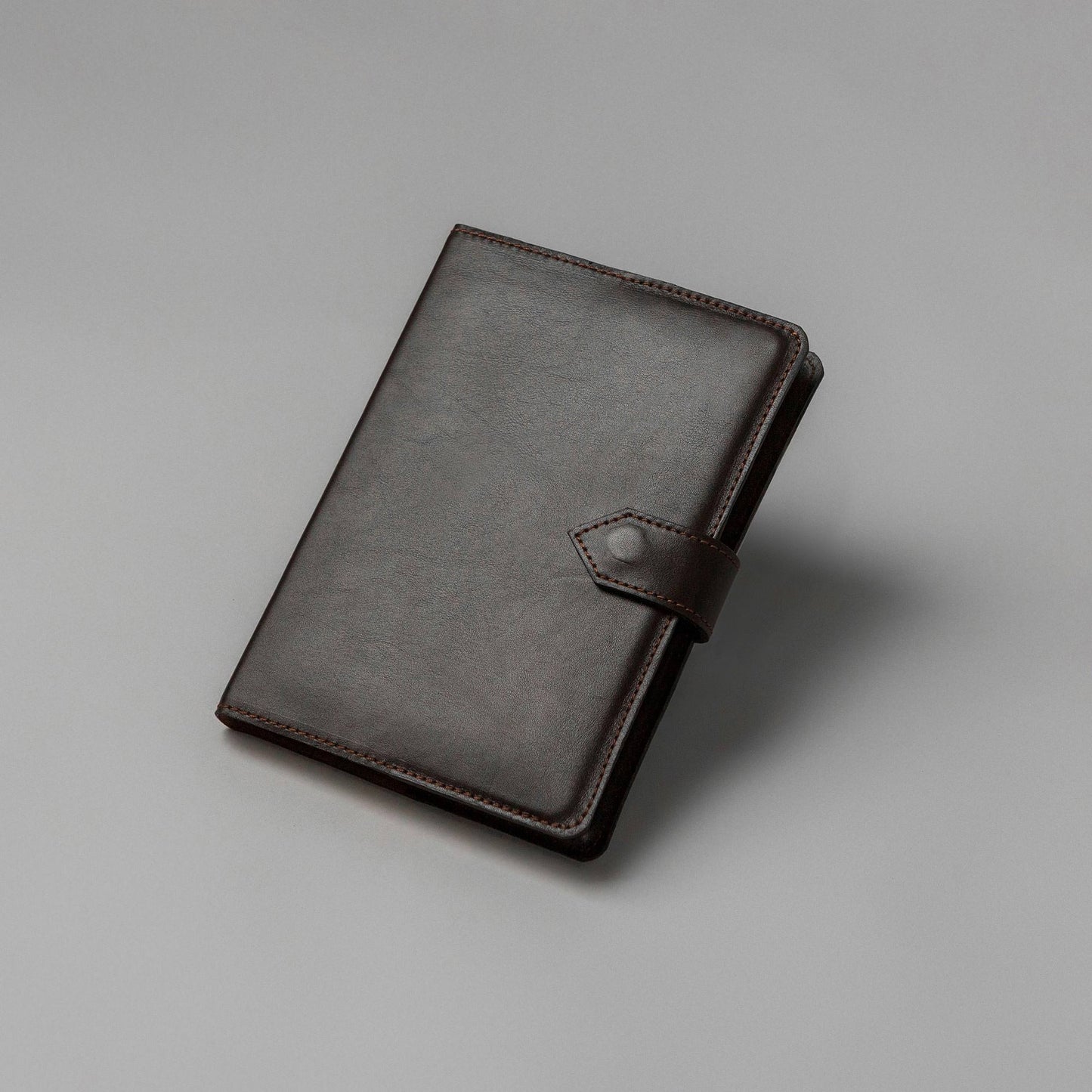 Elegant A5 Leather Notebook – Classic Brown